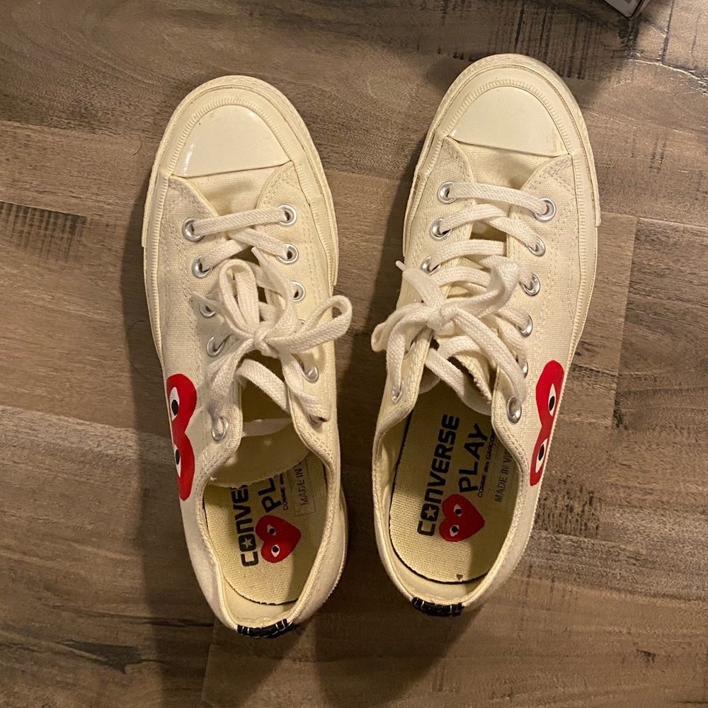 White Comme des Garçons PLAY Converse